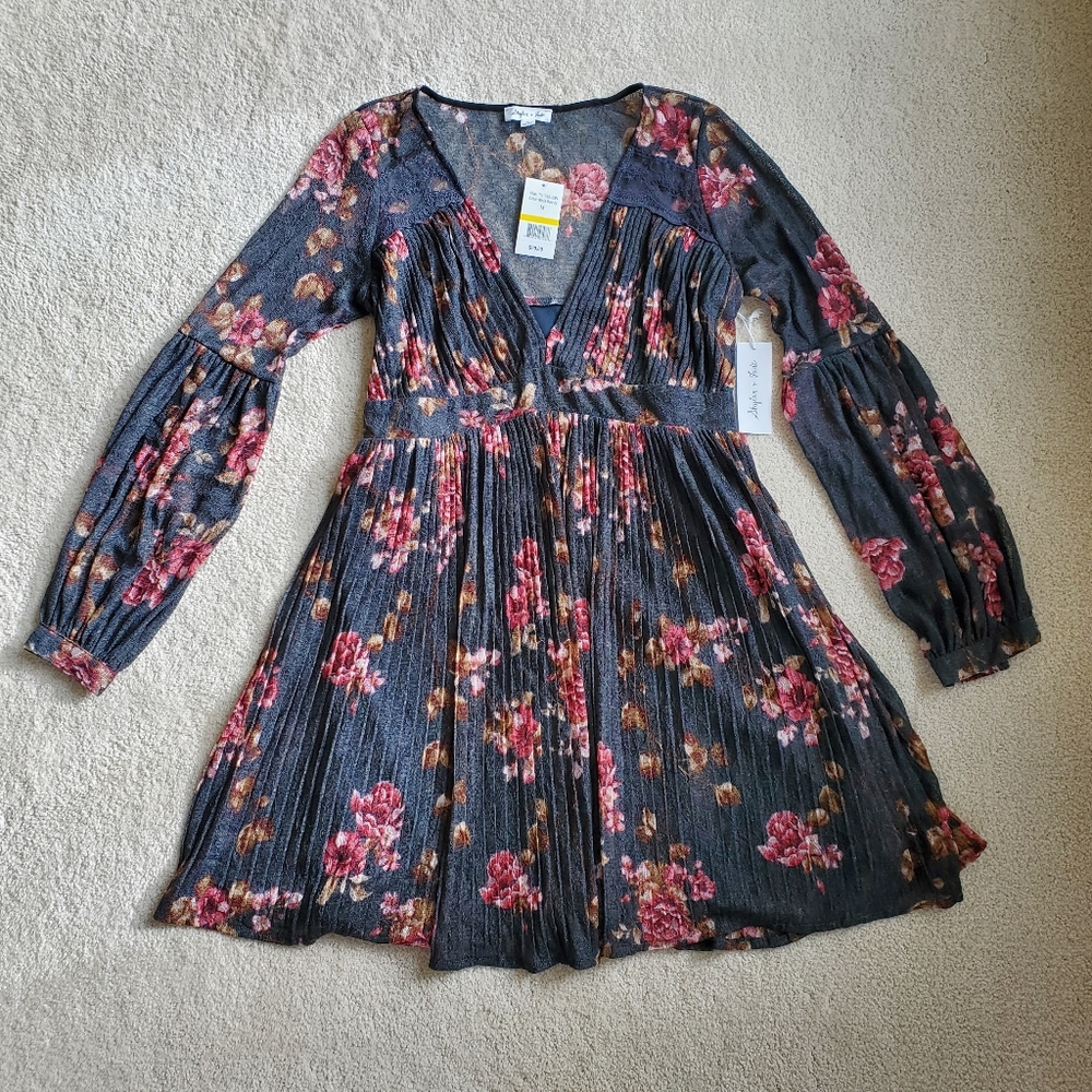 Skylar and Jade Black Boho Peasant Floral Lacey Sexy Fun Long Sleeve Dress Small